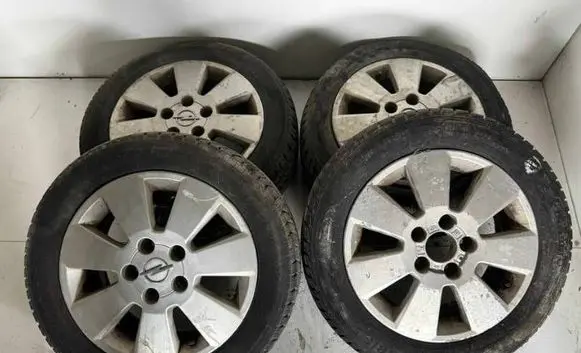 Opel Meriva A R15 alloy rim 