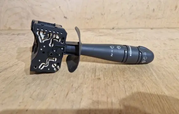 Renault Clio II Wiper control stalk 7701045279 61650004
