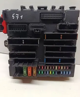 Opel Signum Fuse module 160490007 016049 13205774