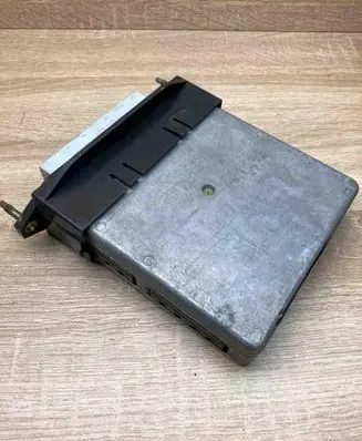 Ford Mondeo MK I Engine control unit/module ECU 93BB12A650AD E9AF14A625AA ABUT