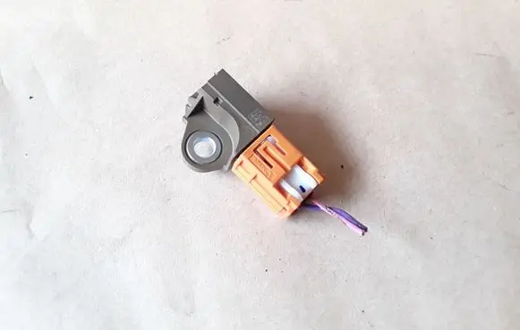 Mazda 6 Airbag deployment crash/impact sensor G46C57KC0A 61020502092