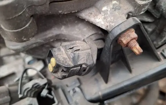 Lexus IS 220D-250-350 Camshaft position sensor 
