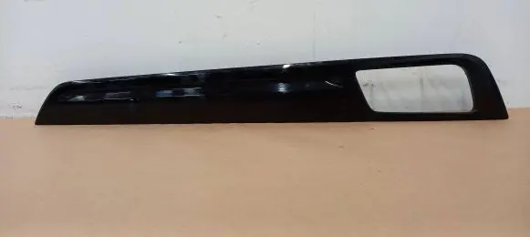 Porsche Cayenne (9Y0 9Y3) Front door trim bar 9Y0867102