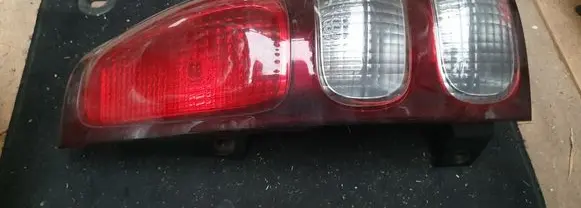 Toyota Land Cruiser (J120) Rear/tail lights
