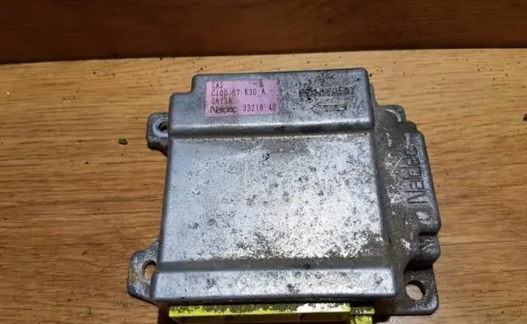 Mazda Premacy Airbag control unit/module c10057k30a 0a13a