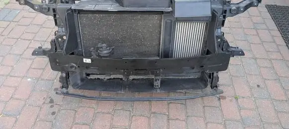 Hyundai Santa Fe Radiator support slam panel