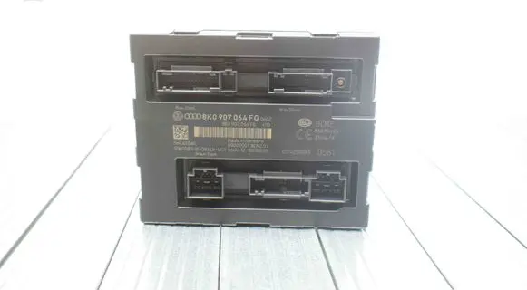 Audi A4 S4 B8 8K Central body control module 8K0907064FG