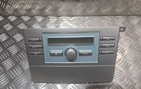 Toyota Corolla Verso AR10 Climate control unit 559000F030 559020F010B