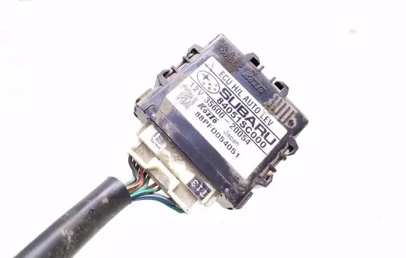 Subaru Forester SH Light module LCM 84051SC000 3560020054