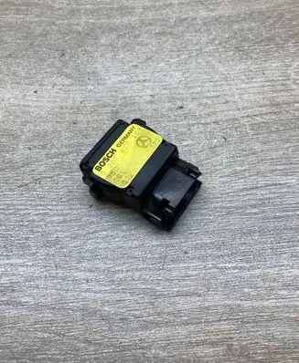 Mercedes-Benz E W124 Headlight level height control switch 0307650109