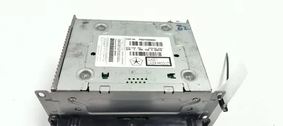 Fiat Freemont Radio/CD/DVD/GPS head unit 68210556AH