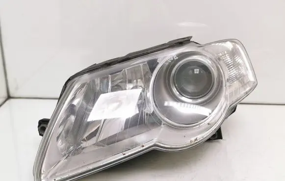Volkswagen PASSAT B6 Headlight/headlamp 3C0941005AA