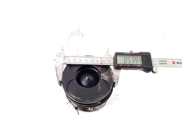 Mercedes-Benz S W220 Piston with connecting rod 