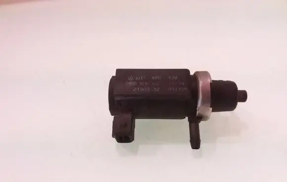 Audi A4 S4 B5 8D Turbo solenoid valve 8D0906627