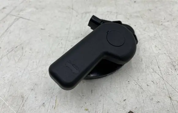 Ford C-MAX II Engine bonnet (hood) release handle AM5116B626AB