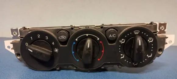 Ford Focus Climate control unit 3M5T19980AD