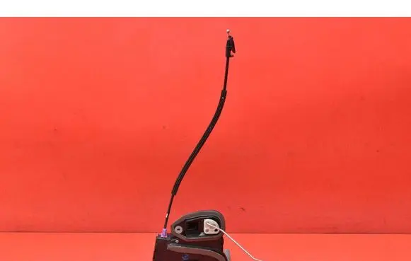 Opel Insignia A Rear door lock 13598385