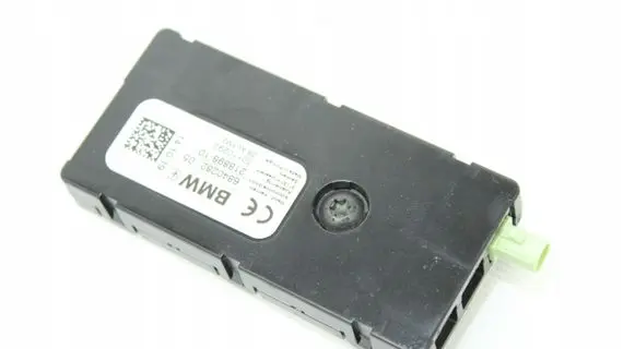 BMW X6M G06 F96 Aerial antenna amplifier 6840282