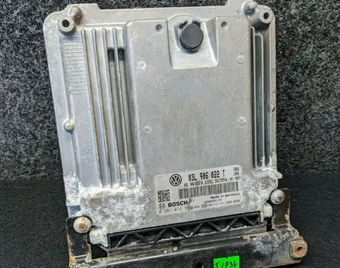 Volkswagen Tiguan Engine control unit/module 03L906022T 0281014396