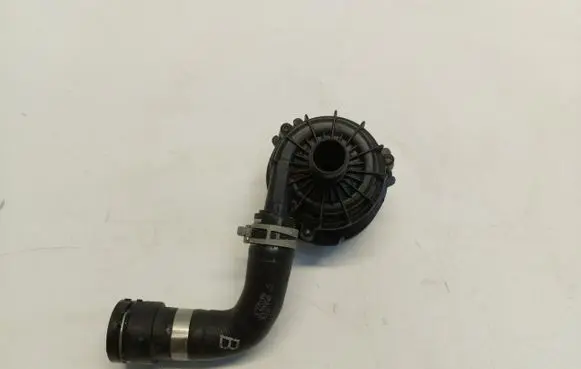 Porsche Taycan 9J1 Water pump 9j1965567b