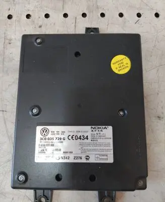 Volkswagen Golf V Bluetooth control unit module 3C0035729G B6A011859 00107EE85203