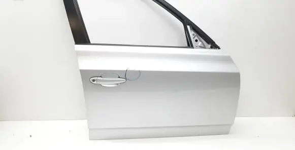 BMW X3 E83 Front door