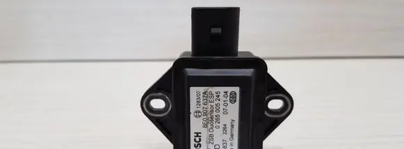 Audi A4 S4 B6 8E 8H ESP acceleration yaw rate sensor 8E0907637A 0265005245 0025837