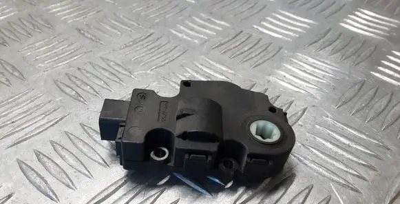 Mercedes-Benz R W251 Air flap motor/actuator EFB326