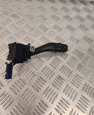 Skoda Octavia Mk2 (1Z) Wiper control stalk 1K0953519C