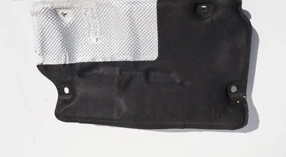 Volvo XC90 Heat shield in engine bay P31353956 31353956