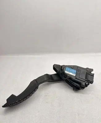 Renault Laguna II Accelerator throttle pedal 8200003392 6PV00811901