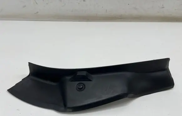 Mercedes-Benz E W213 Rear/tail light trim molding A2136900802