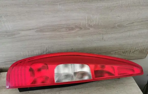 Mitsubishi Colt Rear/tail lights 8330A233