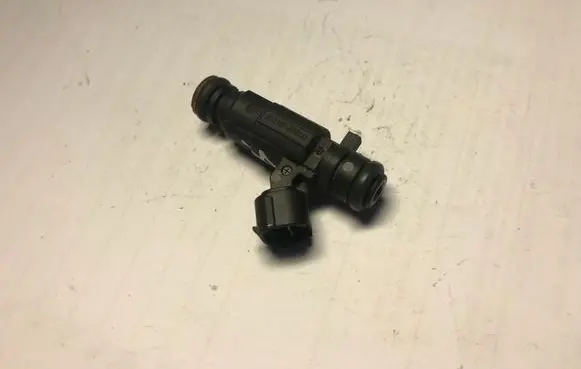 Hyundai Matrix Fuel injector 9260930006 3531022600