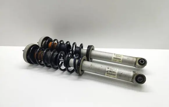 BMW 5 E60 E61 Rear shock absorber with coil spring 6785984 678598401 33526785984