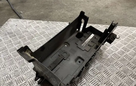 Opel Insignia A Battery box tray 312632764