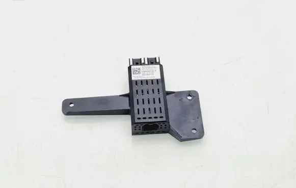 Tesla Model S USB socket connector 108066900A