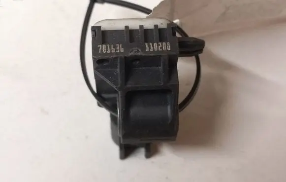 Volvo V70 Airbag deployment crash/impact sensor 31264395 701636110208
