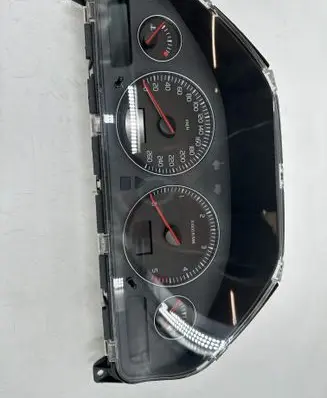 Volvo XC90 Speedometer (instrument cluster) 30746101 8602890 69594830T