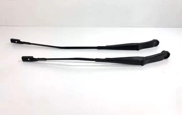 Audi Q8 Front wiper blade arm 4M89554074M8955408