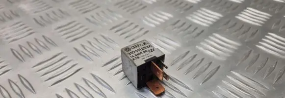 Volkswagen Caddy Other relay 357911253A