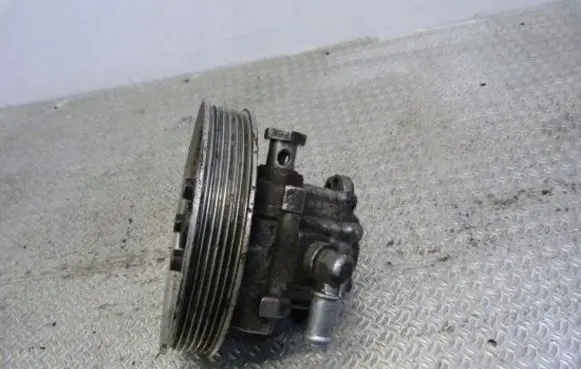 Audi A6 S6 C5 4B Power steering pump 7692955134