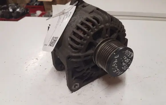 Renault Megane II Generator/alternator 8200667614