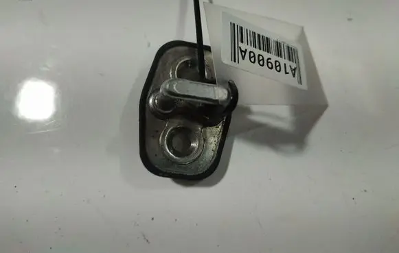 Citroen C5 Rear door lock loop/hook striker 