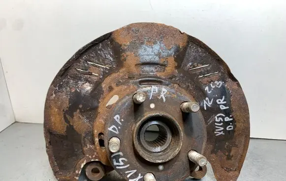 Subaru XV Front wheel hub