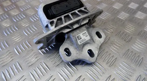 BMW X1 F48 F49 Engine mount bracket 6853449