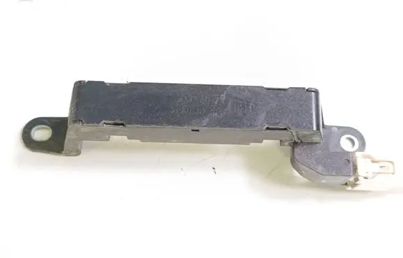 Toyota Auris E180 Keyless system antenna 8999730070