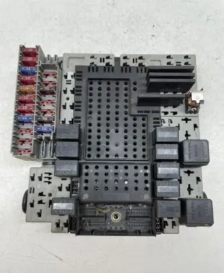 Volvo S60 Fuse box set 08679899 02W354 08696098