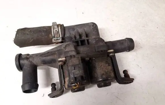 BMW 5 F10 F11 Coolant heater control valve 6411911916404