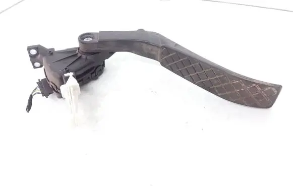 Volkswagen Touareg I Accelerator throttle pedal 7L6721507 6PV00777025